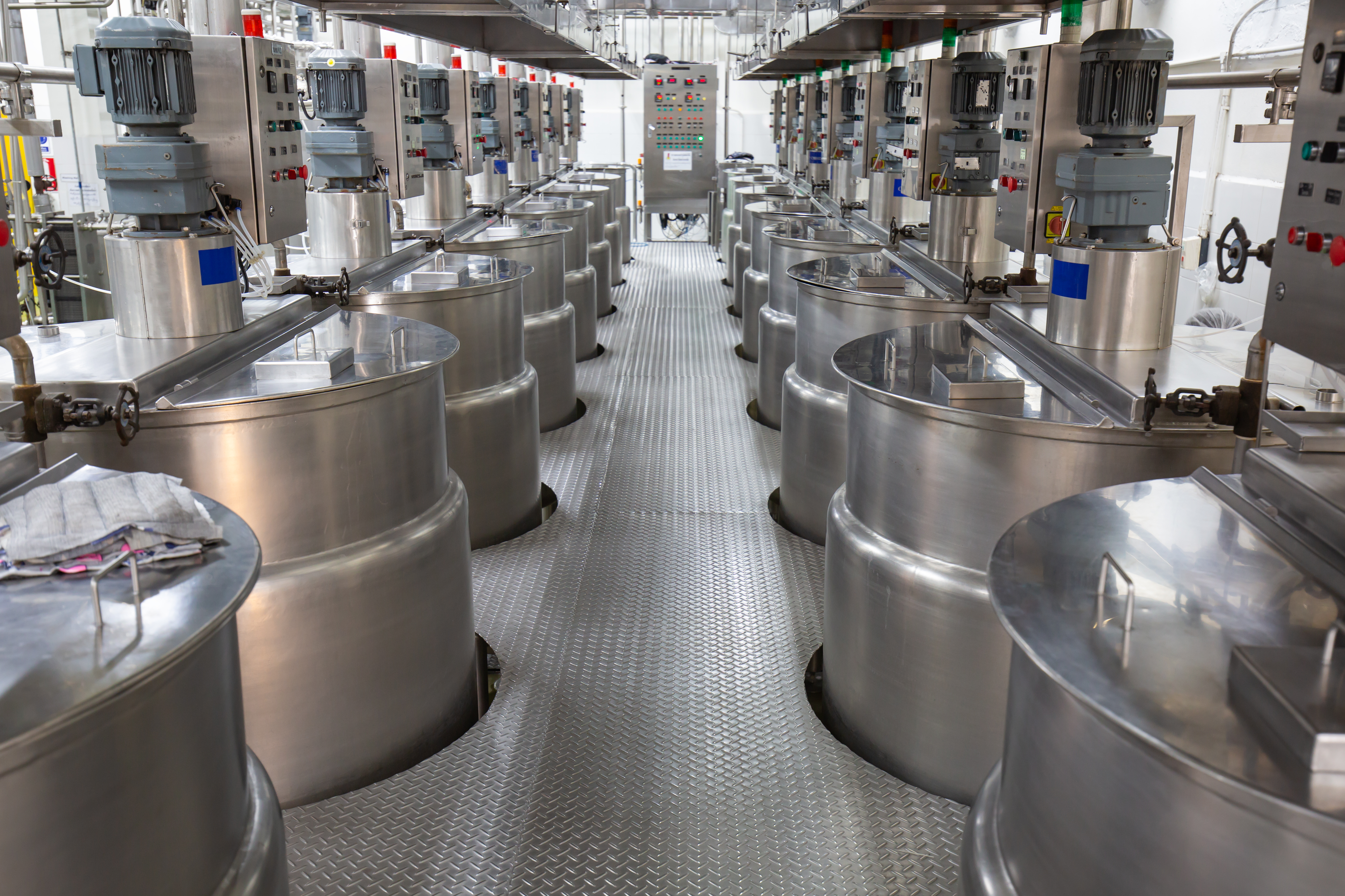 Stainless Steel Mixing Tanks